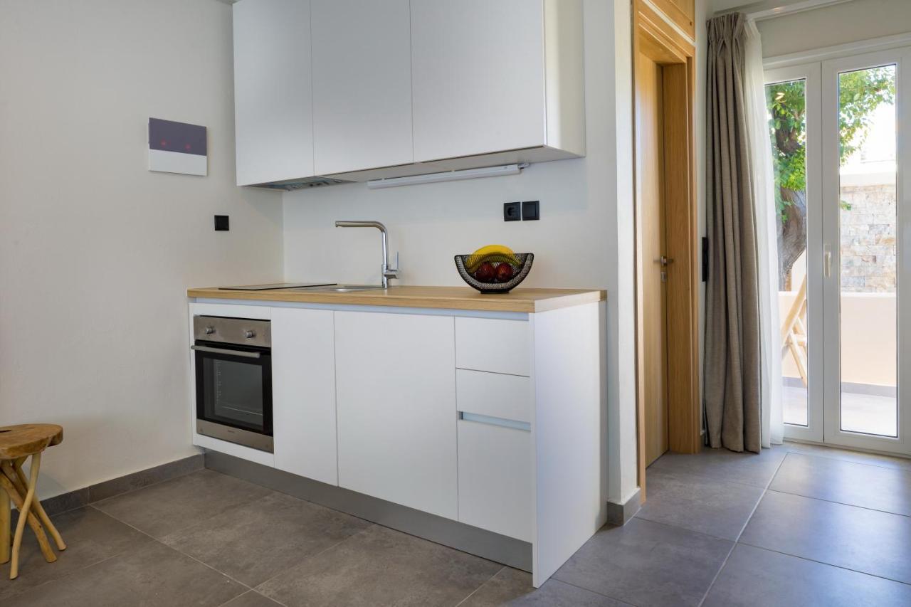 S U E N O - Studios And Apartments, With Shared Pool Κάτω Δαράτσο Εξωτερικό φωτογραφία