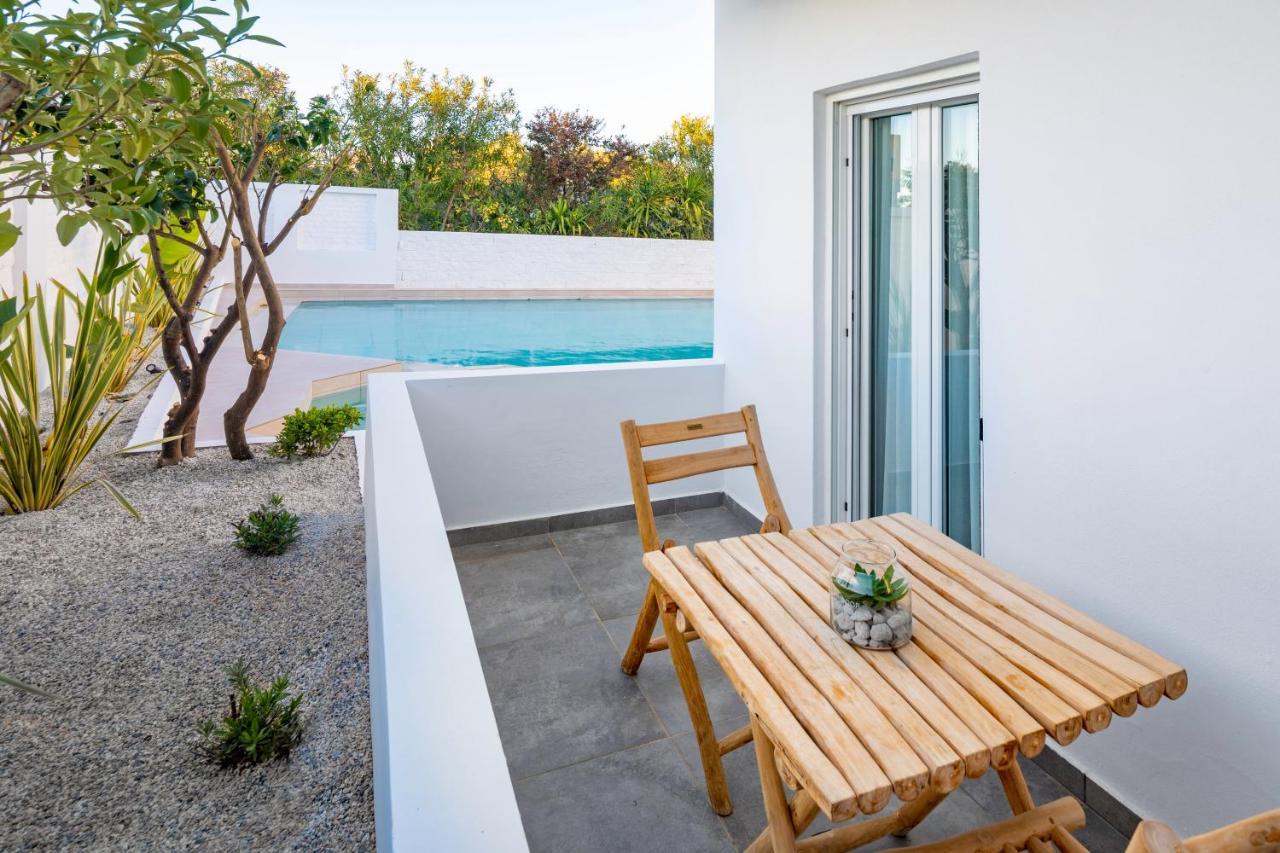 S U E N O - Studios And Apartments, With Shared Pool Κάτω Δαράτσο Εξωτερικό φωτογραφία